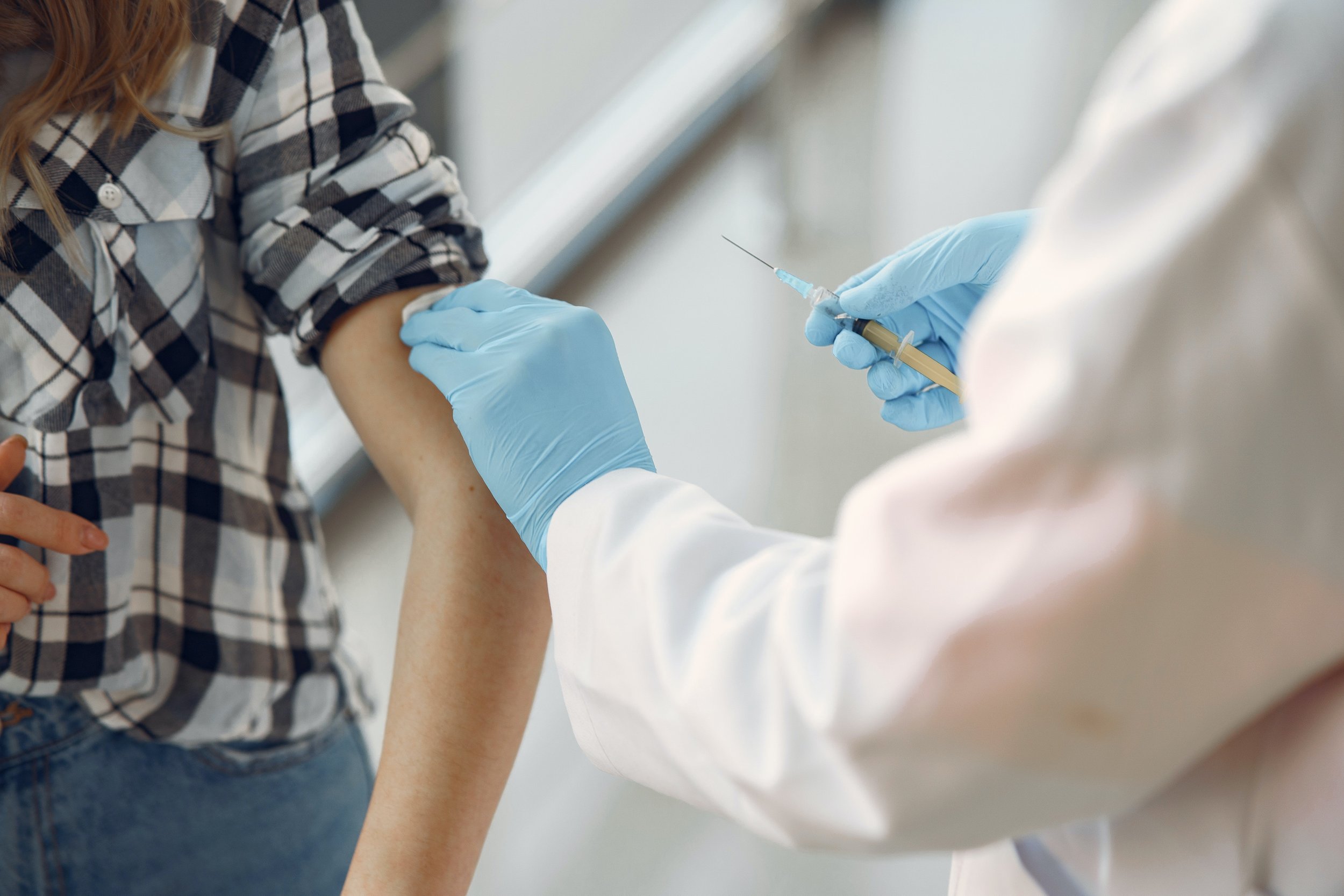 Trabajadores comunitarios de la salud ayudan a aumentar tasas de vacunación en comunidad latina de NC Trabajadores comunitarios de la salud ayudan a aumentar tasas de vacunación en comunidad latina de NC