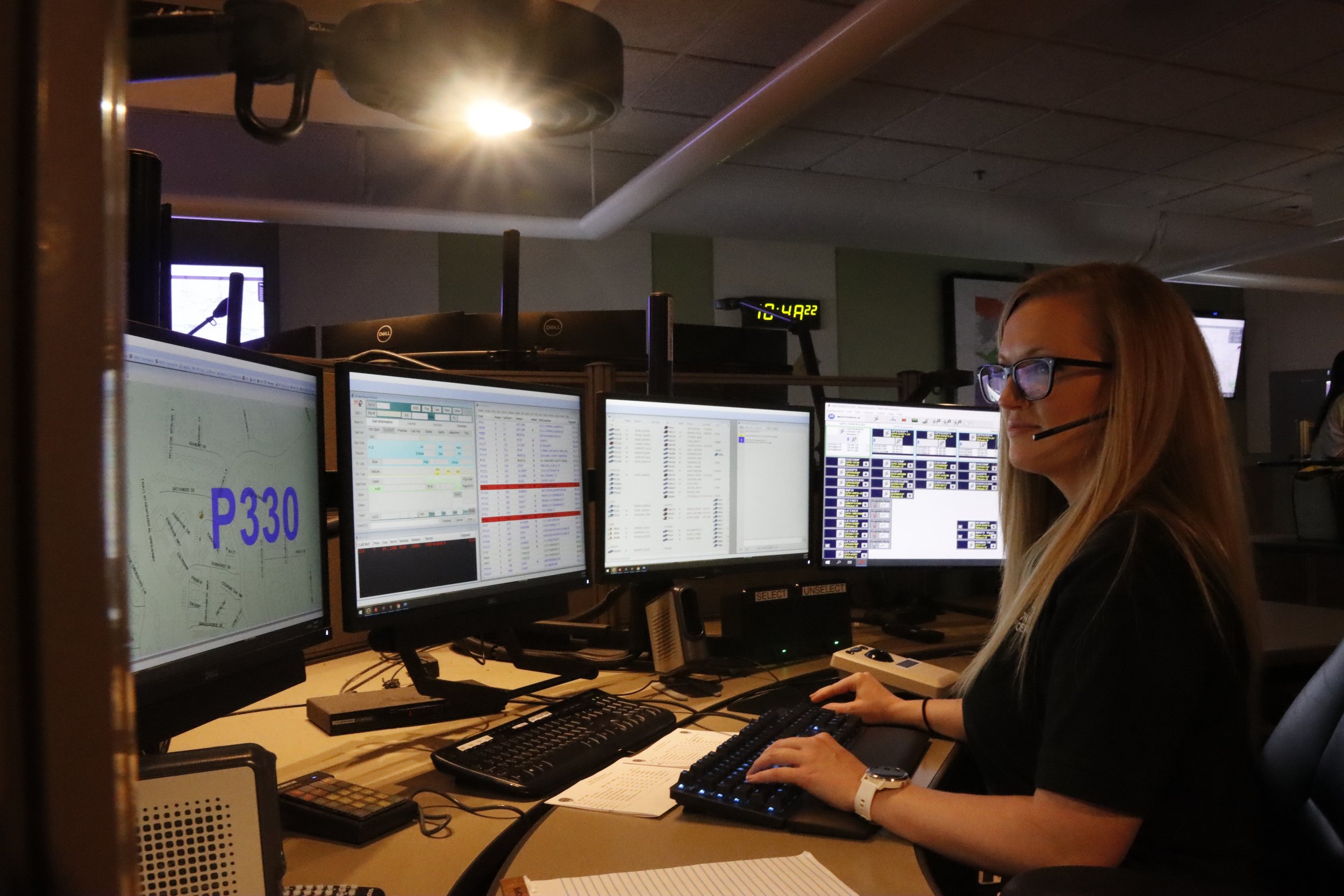 Guilford Metro 9-1-1: Atención telefónica que salva vidas las 24 horas, todos los días Guilford Metro 9-1-1: Atención telefónica que salva vidas las 24 horas, todos los días