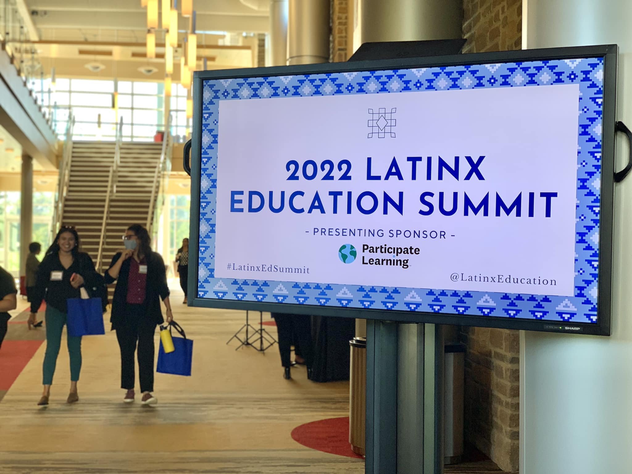 A casa llena culminó el Simposio de Educación Latina 2022 A casa llena culminó el Simposio de Educación Latina 2022