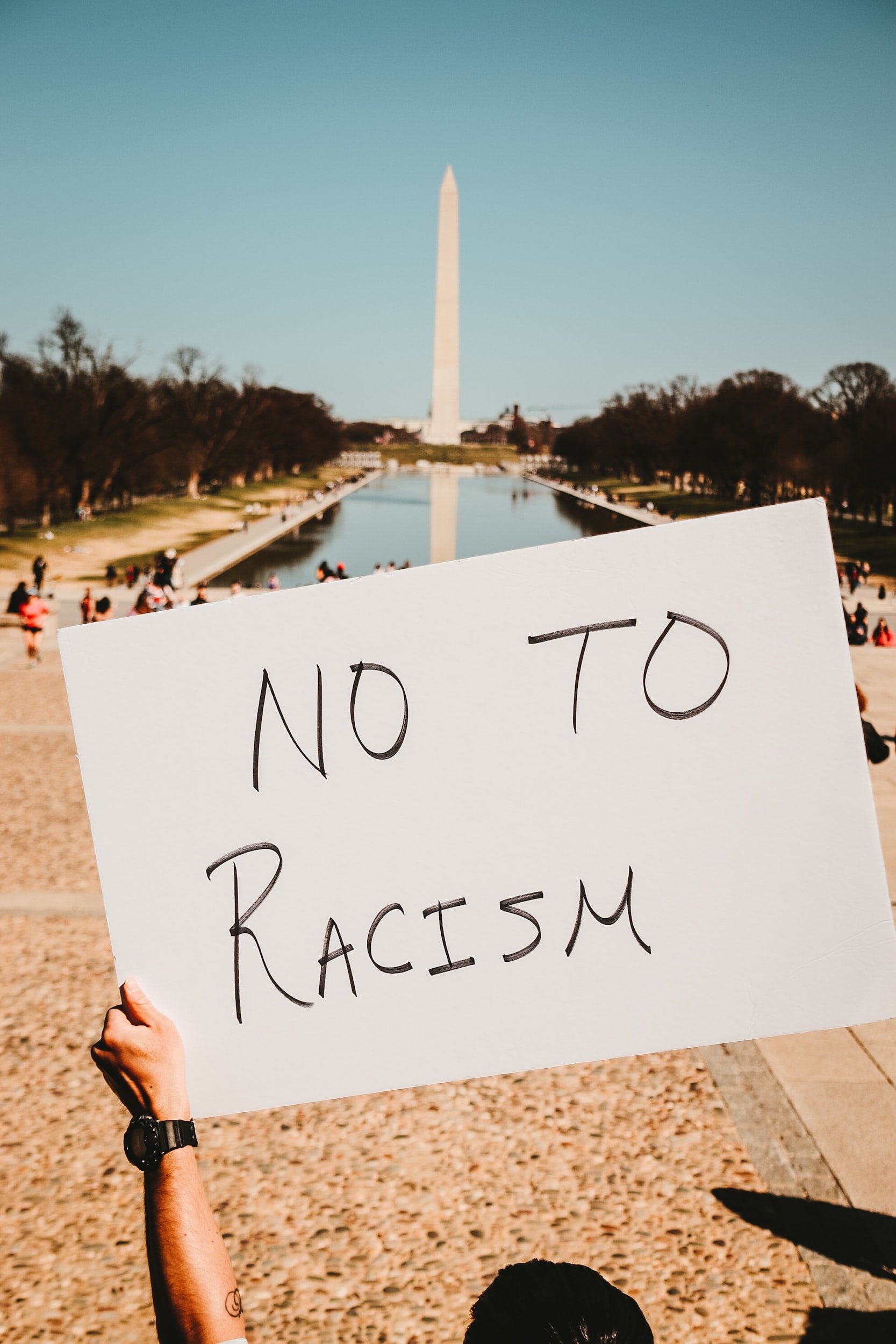 Las múltiples dimensiones del racismo: Entrevista a Raúl Quiñones Rosado, senior trainer del Racial Equity Institute Las múltiples dimensiones del racismo: Entrevista a Raúl Quiñones Rosado, senior trainer del Racial Equity Institute