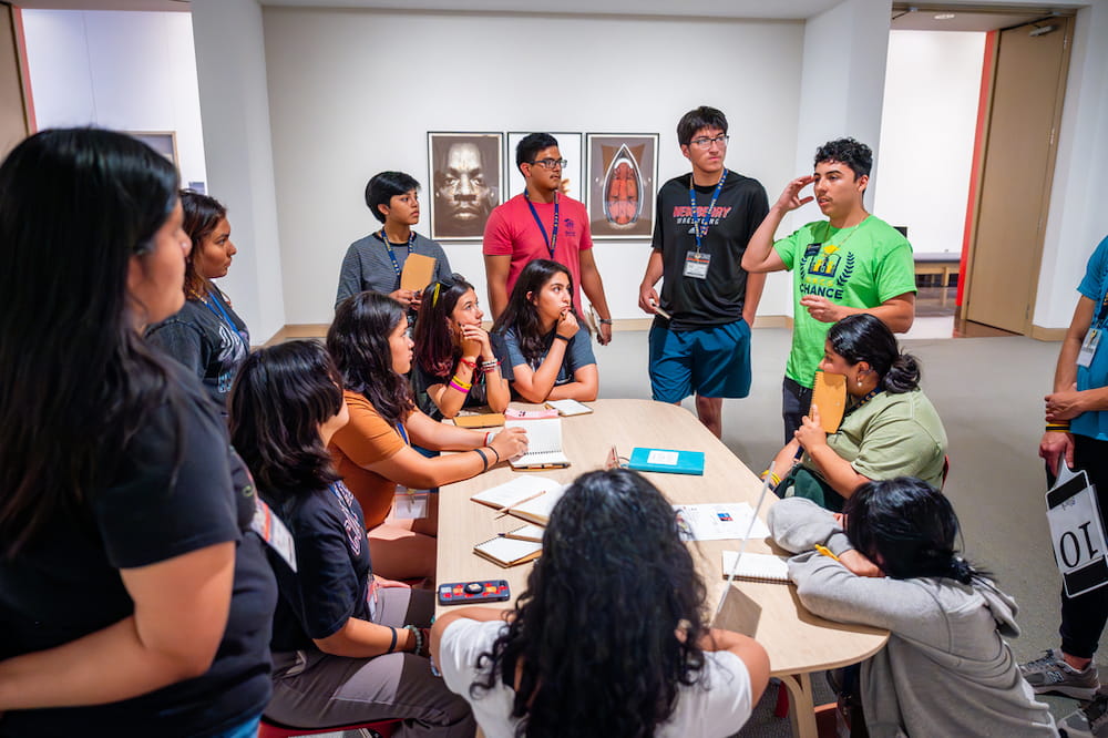 Exposiciones del Museo de Arte Weatherspoon exploran la diversidad de la condición humana Weatherspoon Art Museum