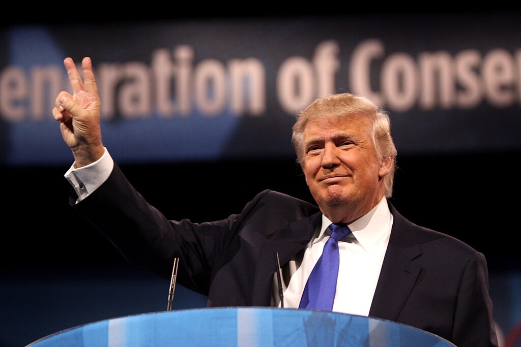 “No lo toleraremos”: Donald Trump firma orden ejecutiva que declara al inglés como idioma oficial de EE.UU. Donal Trump Jr.