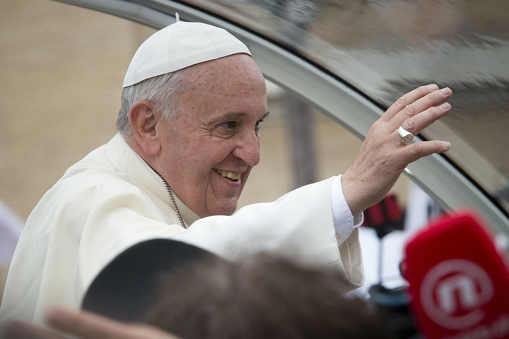Papa Francisco: Una vida dedicada a los marginados y desamparados Papa Francisco