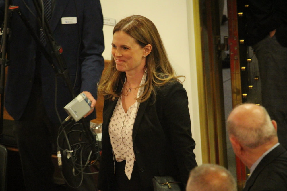 Juez federal ordena a la Junta Electoral de Carolina del Norte certificar la victoria de la jueza demócrata Allison Riggs Justice Allison Riggs