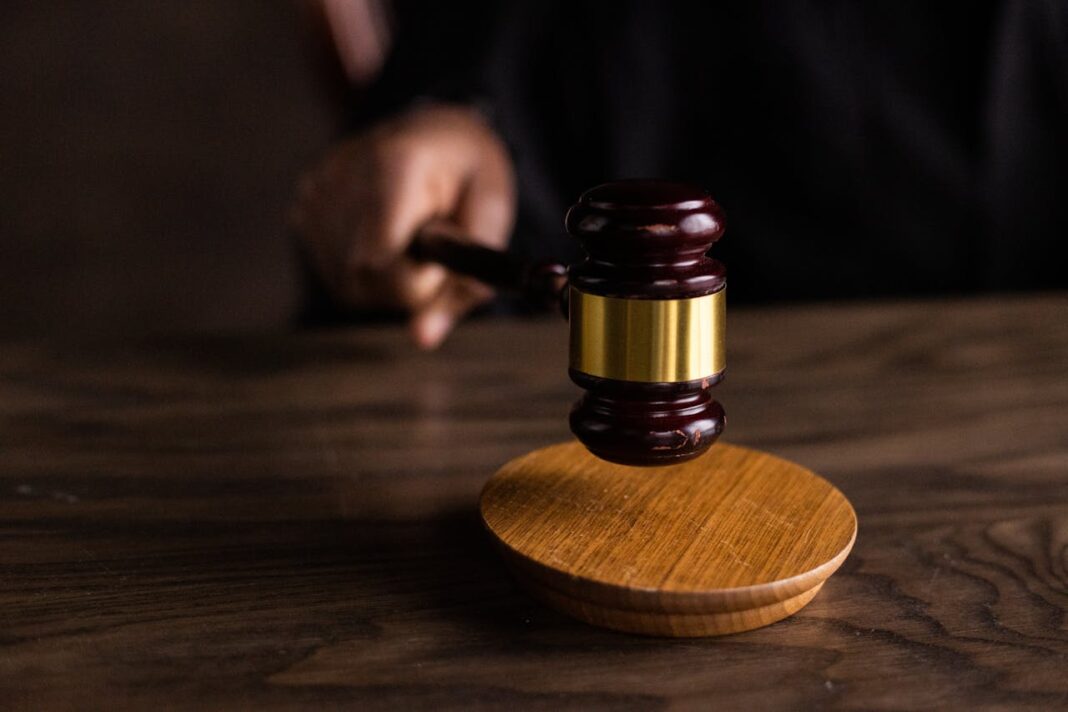 Tribunales de inmigración de Carolina del Norte siguen firmes ante el cierre del gobierno Immigration Tribunal